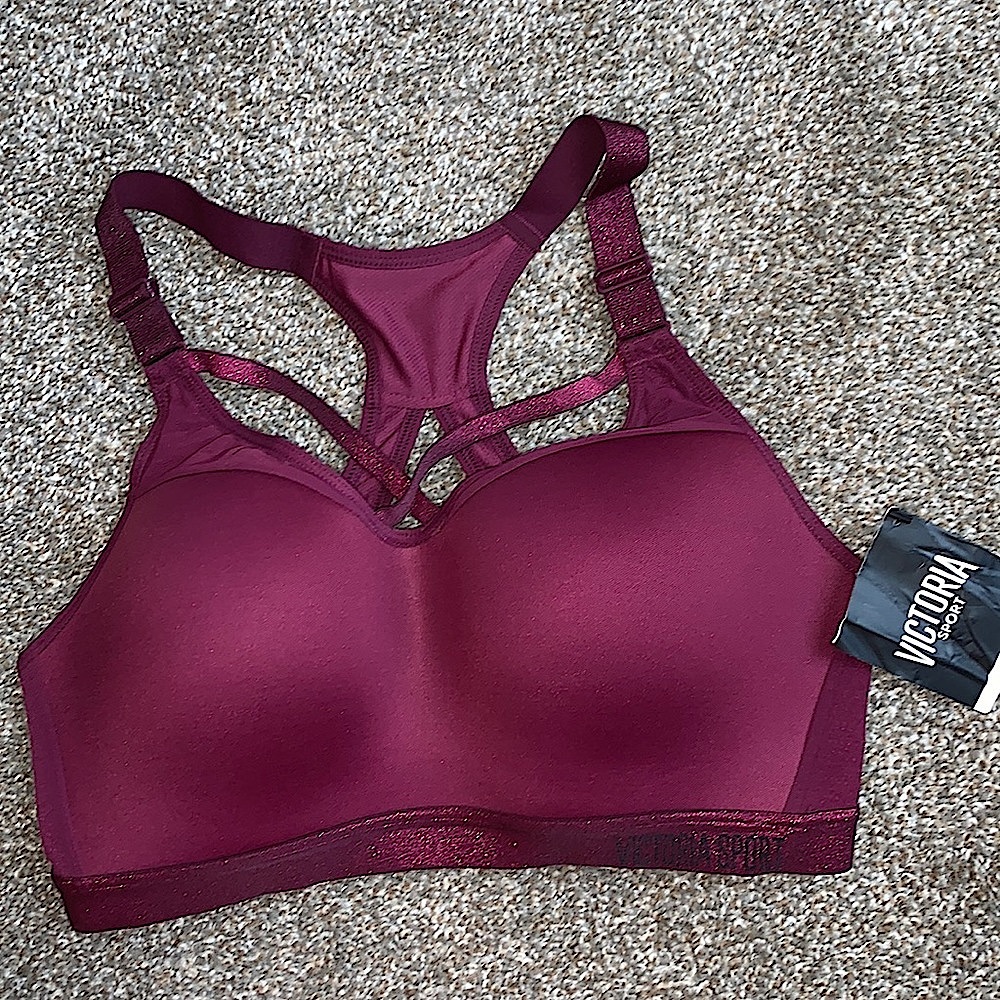 Victoria Sport Lightweight Max Sports Bra 34D
